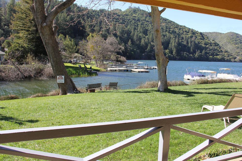 The At Blue Lakes Lodge Upper Lake