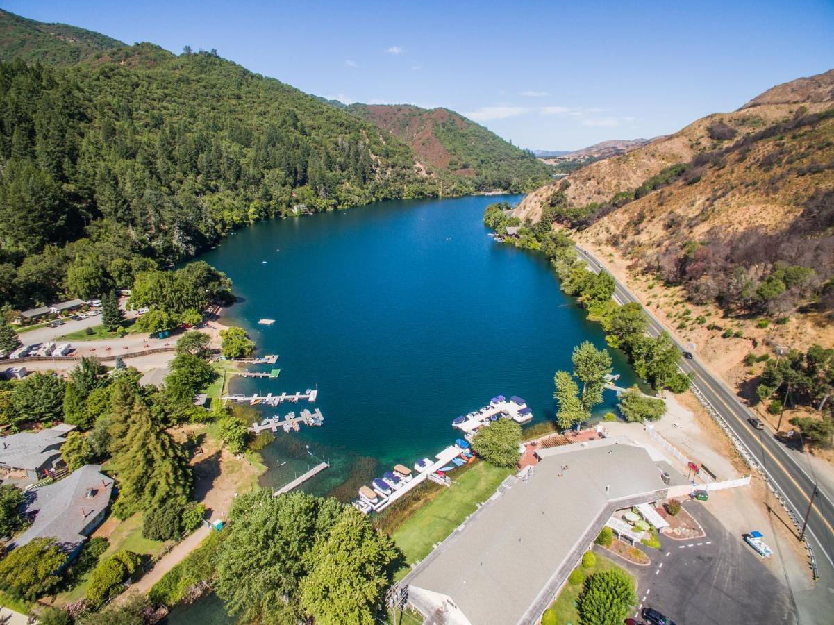 The At Blue Lakes * Upper Lake