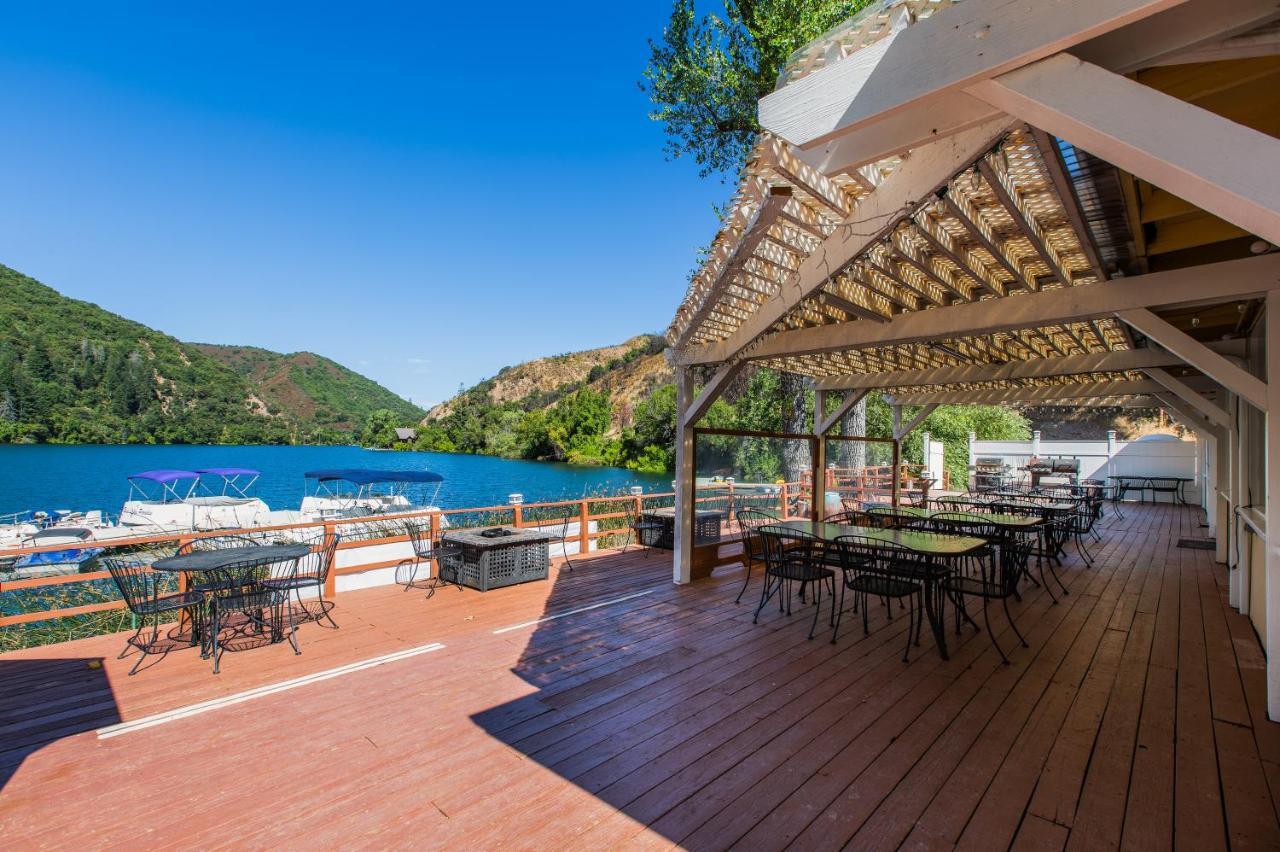 The At Blue Lakes Lodge Upper Lake