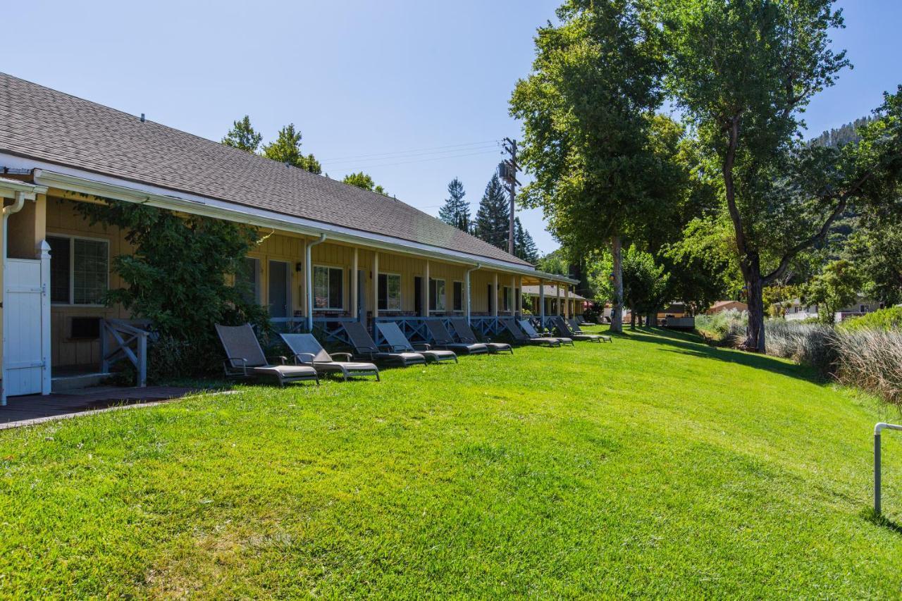 The At Blue Lakes Lodge *
